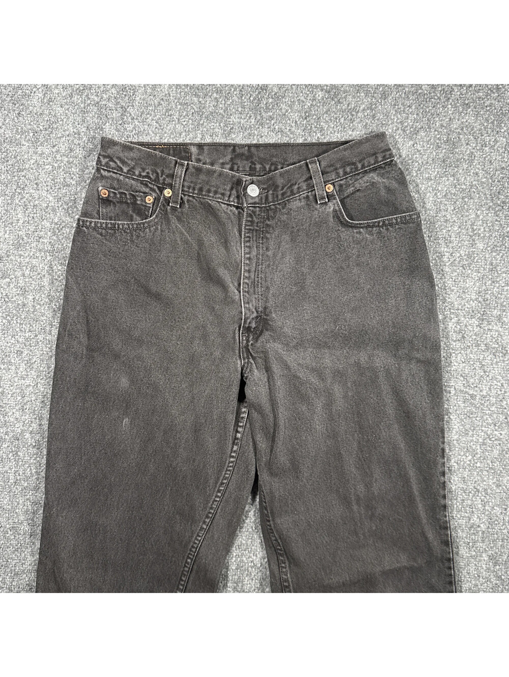 Vintage 1999 Levi's 550 Black Tapered Jeans Made in Mexico